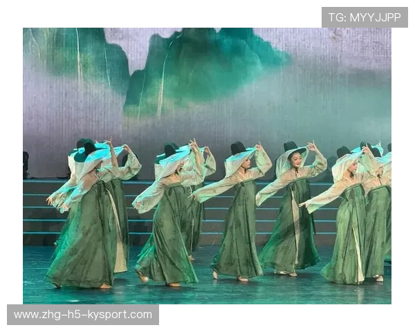 冰上舞蹈剧场化表演融入竞技赛场，艺术体育化趋势明显